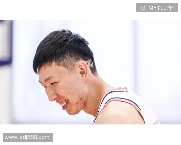 周琦因腰伤离开中国男篮前往美国进行专业治疗寻求康复之路